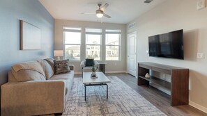 Smart TV - Landing | Stunning 1BD, Yoga Studio, Gym (Four Corners)