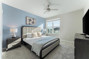 2 bedrooms, desk, iron/ironing board, WiFi - Landing | Amazing 2BD, Yoga Studio, Gym (Four Corners)