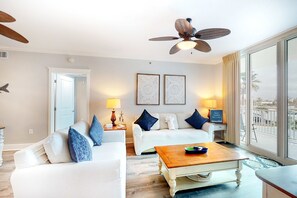 TV, DVD player, offices - 2nd Floor Welcoming Condo At Waterscape Children's Playground, 2 Hot Tubs (Fort Walton Beach)