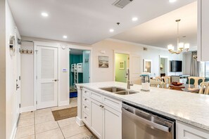 Fridge, microwave, oven, stovetop - 6th Floor Coastal Condo At Waterscape Children's Playground, 2 Hot Tubs (Fort Walton Beach)