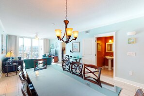 Dining - 5th Floor Bright, Coastal Condo At Waterscape Waterfall, Lazy River (Fort Walton Beach)