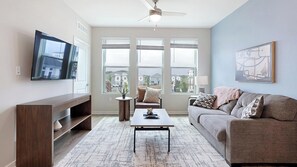 Smart TV - Landing | Incredible 1BD, Yoga Studio, Gym (Four Corners)