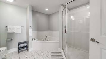 Douche, serviettes fournies