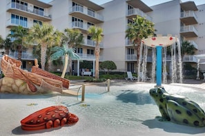 Children’s area - Spacious, Beachy Condo At Waterscape Children's Playground, 2 Hot Tubs (Fort Walton Beach)