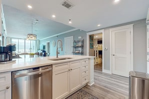 Fridge, microwave, oven, stovetop - Fourth Floor Oceanfront Condo with Ocean Views, Shared Pools, & Central AC (Fort Walton Beach)