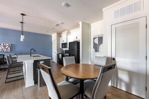 Dining - Landing | Incredible 1BD, Clubhouse, Gym (Asheville)