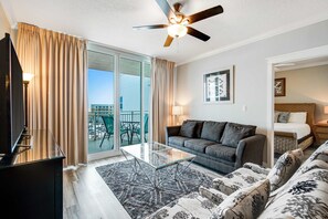 TV, DVD player, offices - 6th Floor Welcoming Condo At Waterscape 490 Feet Of Private Beach (Fort Walton Beach)