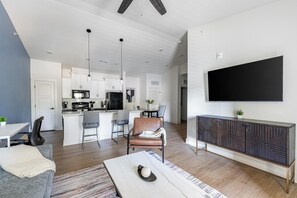 Smart TV - Landing | Stunning 1BD, Gym, Clubhouse (Asheville)