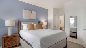 2 habitaciones, escritorio, tabla de planchar con plancha y wifi 