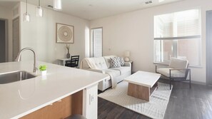 Smart TV - Landing | Spectacular 2BD, Courtyard, Clubhouse (Houston)
