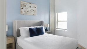 1 bedroom, desk, iron/ironing board, WiFi - Landing | Incredible 1BD, Gym, Courtyard (Chapel Hill)