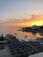 Playa privada, arena blanca