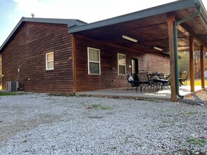 Exterior - Patoka 4 Seasons (Eckerty)