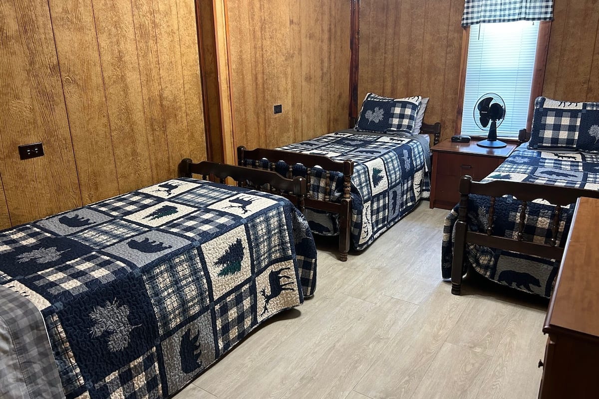 Cabin 7A | アイロン / アイロン台、WiFi (無料)