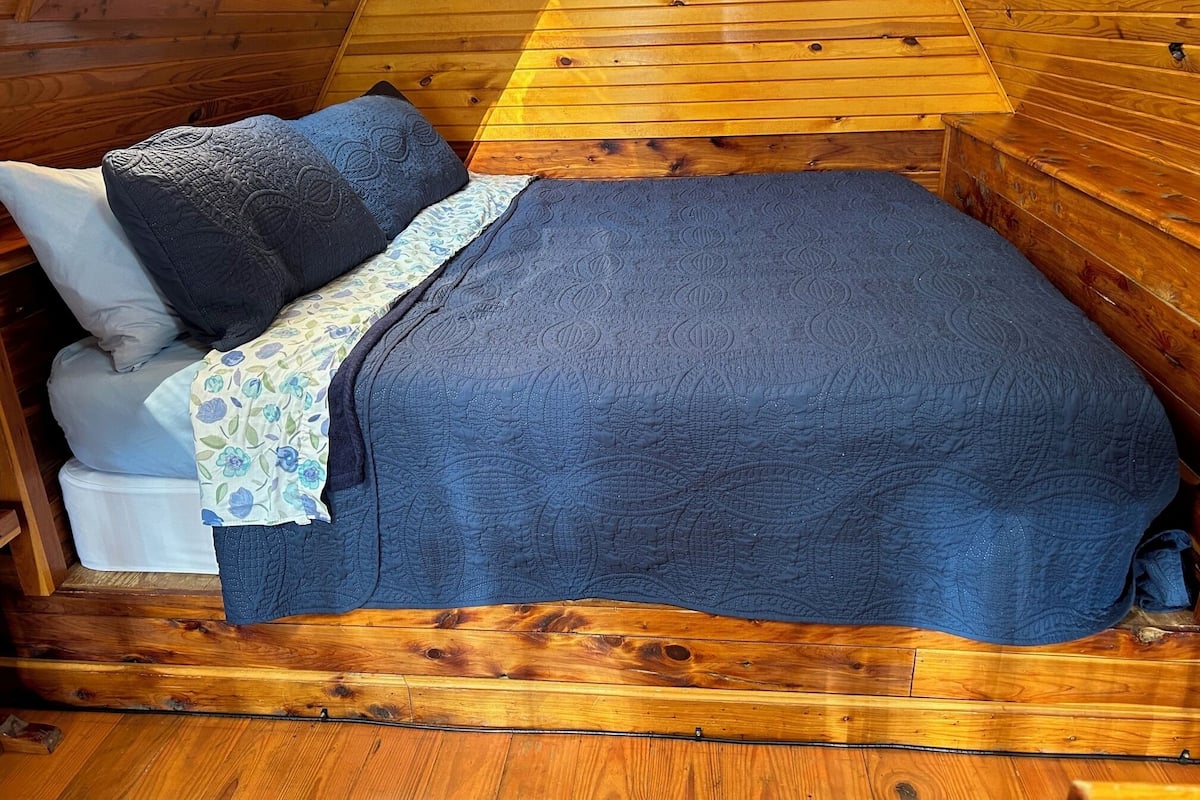 Cabin 5 | 熨斗/熨衣板、免費無線上網