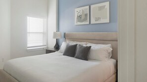 1 bedroom, desk, iron/ironing board, WiFi - Landing | Modern 1BD, Gym, Game Room (Chapel Hill)