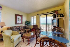 TV, DVD player - Third floor ocean view condo with shared pool and beach access (Fort Morgan)