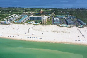 Beach nearby - Waterfront condo with shared pool & hot tub - walk to the beach (Fort Morgan)