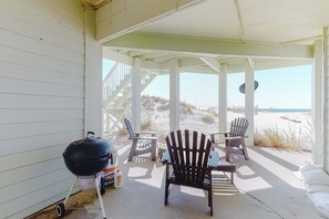 Terrace/patio - Gulf-Front Retreat with Private Balcony and Direct Beach Access (Fort Morgan)