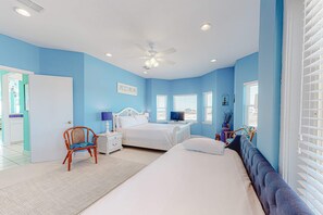 3 bedrooms, WiFi, bed sheets - Gulf-Front Retreat with Private Balcony and Direct Beach Access (Fort Morgan)