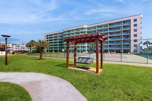 Sports court - Plantation Palms #6205 with Resort Pools, Hot Tubs & Tennis, Steps to Beach (Fort Morgan)