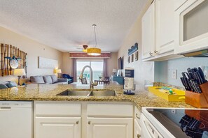 Interior - Waterfront getaway w/ gorgeous beach views & an outdoor pool! (Gulf Shores)