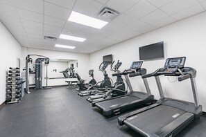 Fitness facility - Oceanfront Condo at Plantation East - Shared Pools, Hot Tubs, Tennis, AC & WiFi (Gulf Shores)