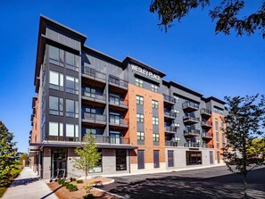 Exterior - Landing | Stylish 2BD, Gym (Indianapolis)