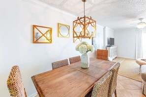 Dining - Sunny Beachfront Condo w Free WiFi, Furnished Balcony, Shared Pool (Gulf Shores)