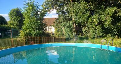 Adorable 2-bedroom caravan in charming Měčín awaits you