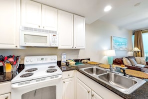 Fridge, microwave, oven, stovetop - Ocean & Gulf front condo w/furnished balcony, shared in/outdoor pools, & hot tub (Gulf Shores)