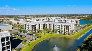 Exterior - Landing | Stunning 1BD, Courtyard, Clubhouse (Naples)