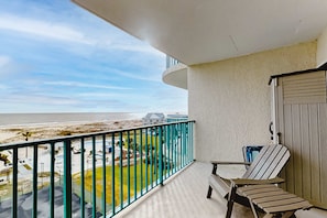 Property grounds - Remodeled Condo w Beautiful Gulf View, WiFi, AC & Shared Pools Hot Tubs Tennis (Fort Morgan)