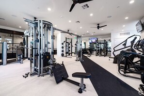 Fitness facility - Landing | Modern 1BD, Gym, Rooftop Lounge (Austin)