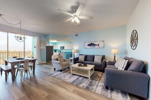 TV, DVD player - Bay View Condo w/ Deck, Assigned Boat Slip, WiFi, AC & Shared Pools/Hot Tubs (Fort Morgan)