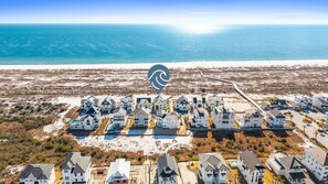 On the beach - Beside Still Waters: 4th of July week available as a Friday or Saturday check in (Mexico Beach)