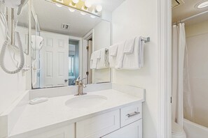 Shower, hair dryer, towels - Beachfront condo with balcony, Gulf views, pools, gym, & game room at Plantation Palms (Fort Morgan)