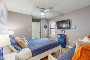 2 bedrooms, iron/ironing board, WiFi, bed sheets - Absolute Gulf-front condo with beach view and pool (Gulf Shores)