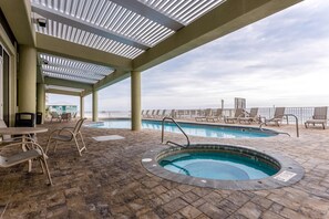 Pool - Close to Beach The Colonnades, Stellar Gulf-Front Gem, Pool, Sauna, Gym (Gulf Shores)