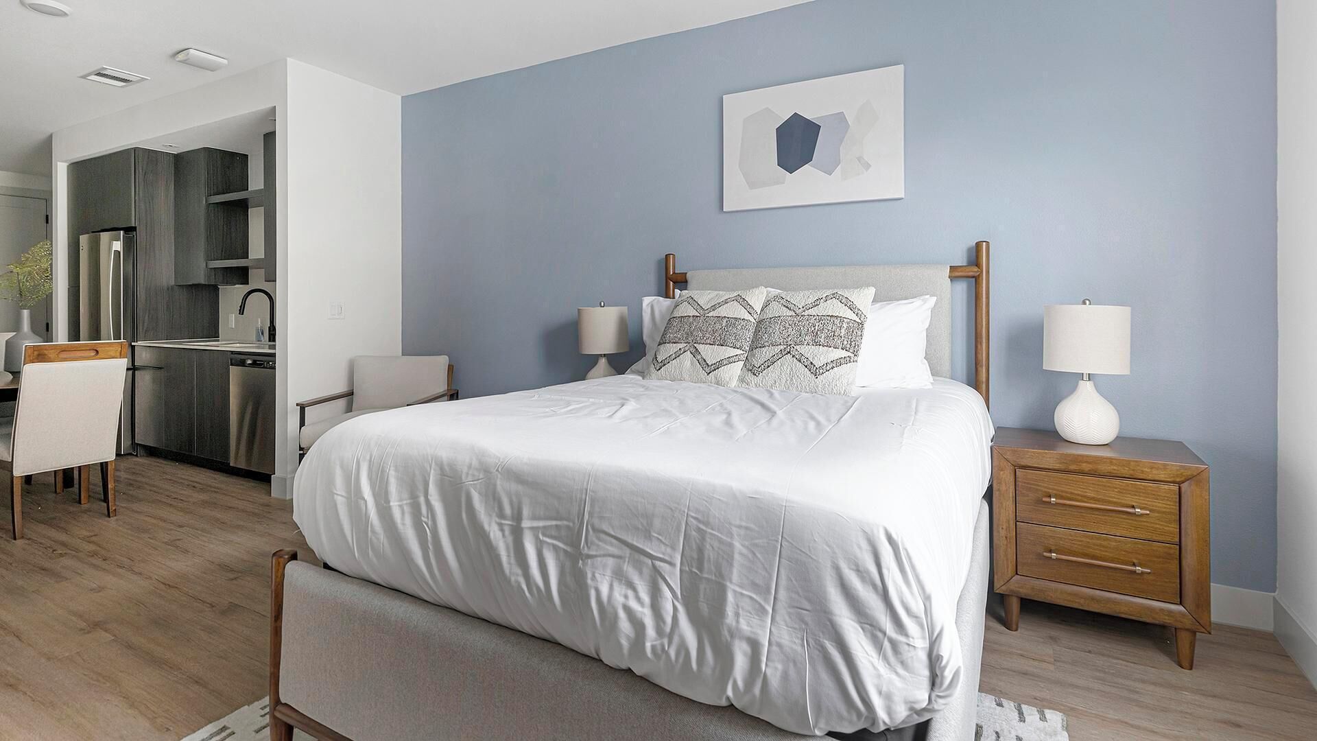 1 bedroom, desk, iron/ironing board, WiFi