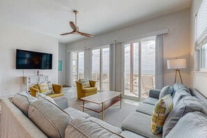 TV, DVD player - Memorable & group-friendly house w/Gulf views and private sun deck (Gulf Shores)