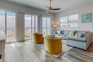 TV, DVD player - Memorable & group-friendly house w/Gulf views and private sun deck (Gulf Shores)