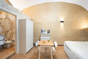 Nicht klassifiziertes Bild, 3 von 33, Schaltfläche