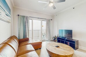 TV, DVD player - Gulf front condo with community outdoor & indoor pool, hot tub & fitness center (Gulf Shores)