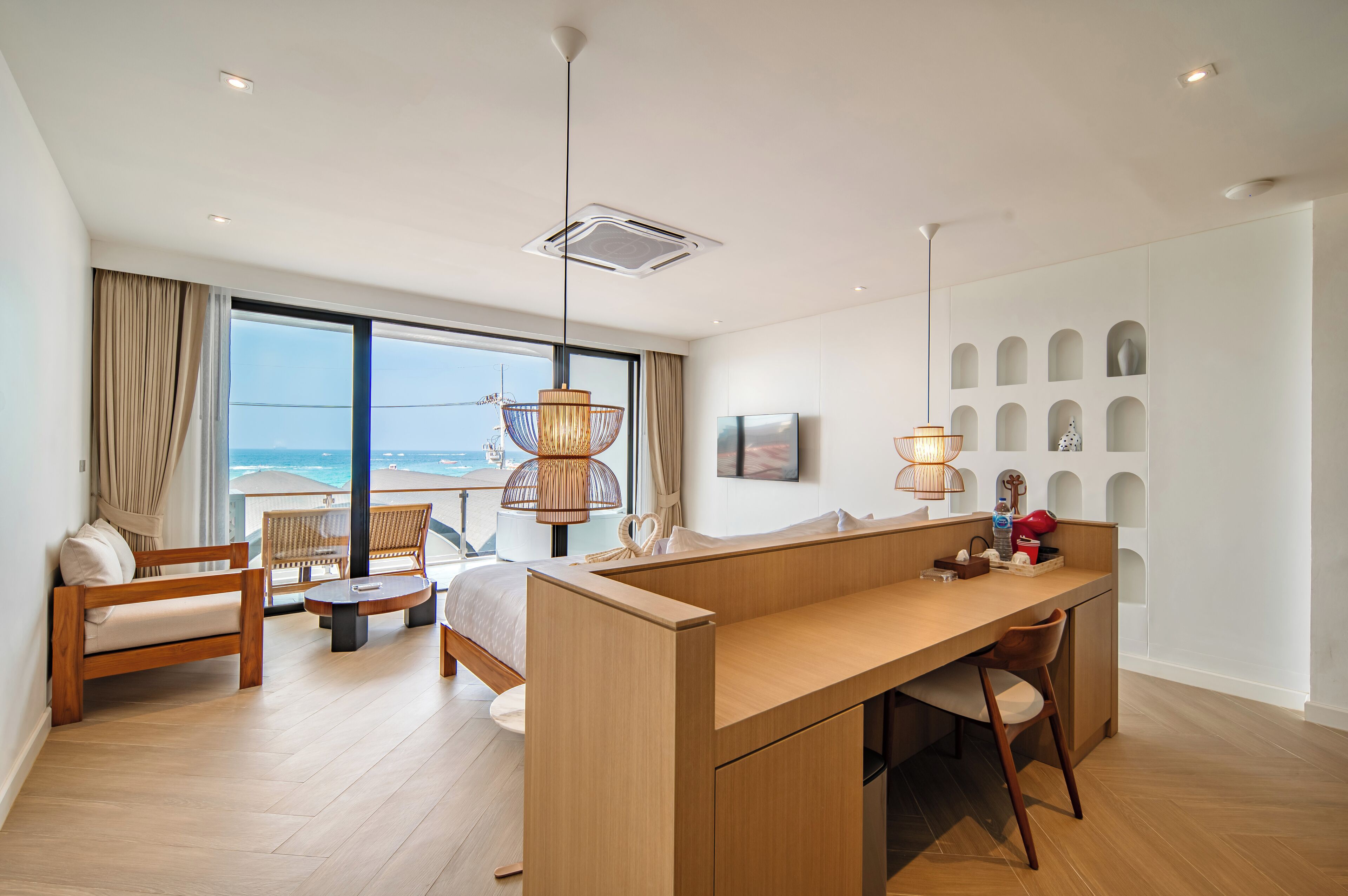 Camera singola, vista mare