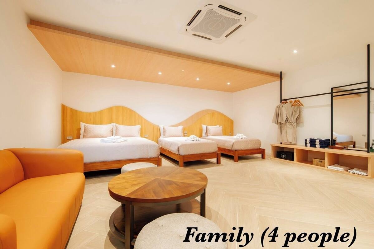 Quarto família | Cofres nos quartos, cortinas blackout, quartos à prova de som