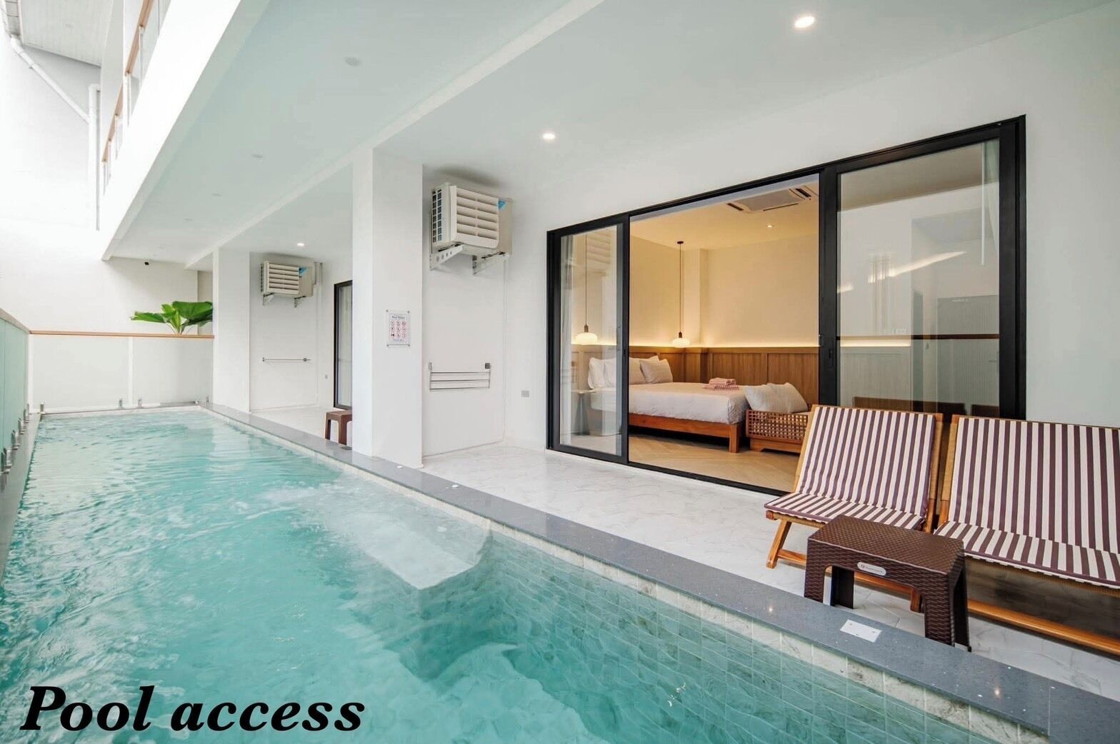 In-room safe, blackout curtains, soundproofing
