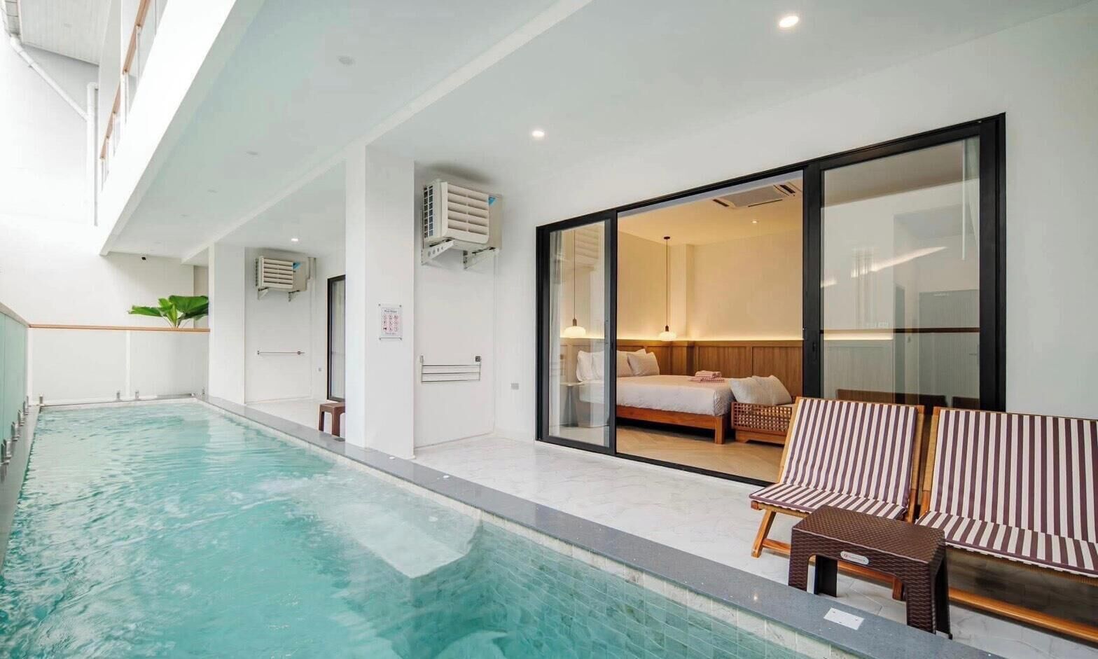 Room, Pool View | In-room safe, blackout curtains, soundproofing