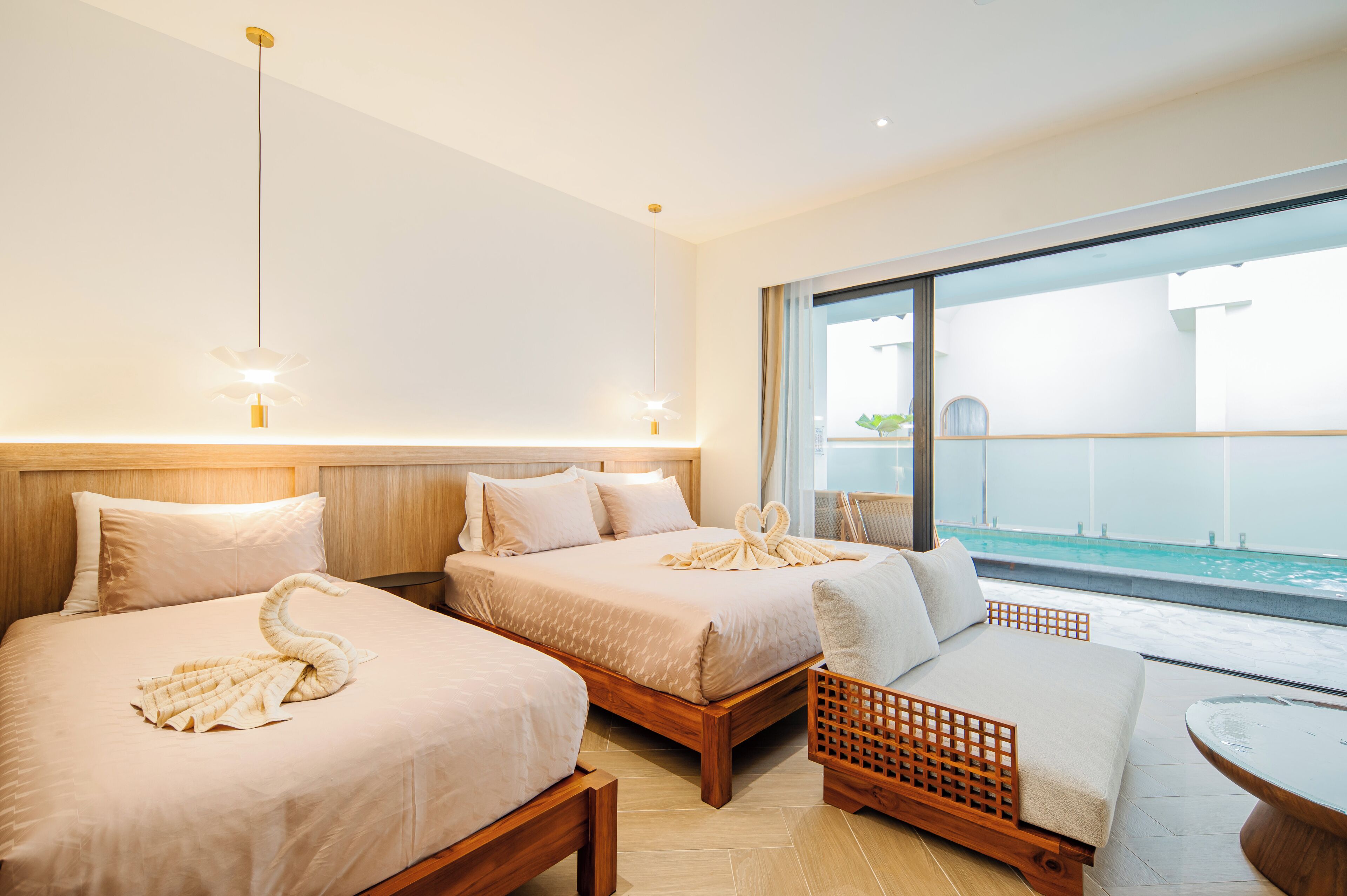 Chambre Classique, vue piscine