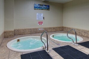 Spa - Adorable Beach Condo W Shared Pool, Gulf Views, Private Balcony & WiFi (Fort Morgan)